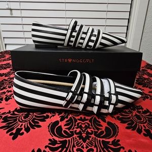 STRANGE  CVLT COVEN FLAT BLACK AND WHITE STRIPE SOLD OUT SIZE 10